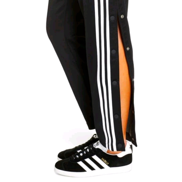 XL- Adidas Tricot SnapPant - Picture 2 of 14